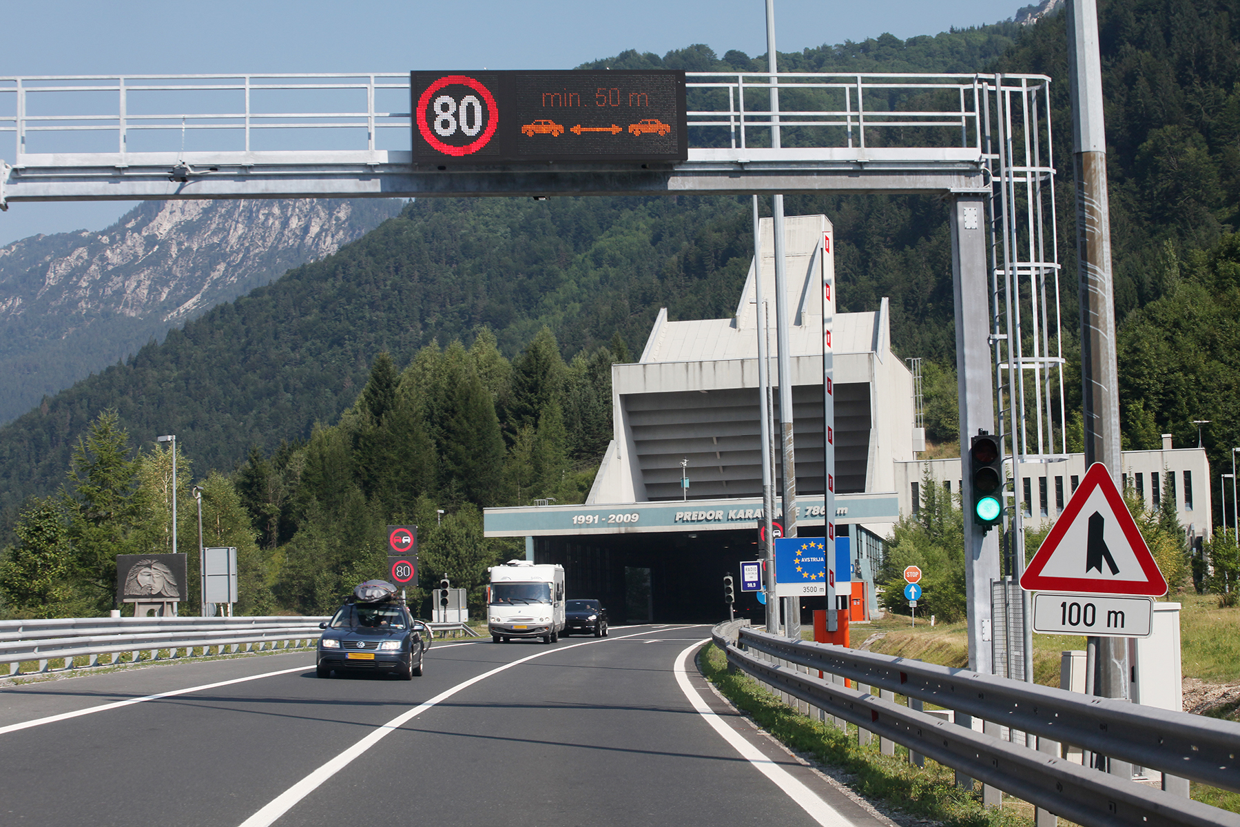 Südportal Karawankentunnel an der A 11 Karawanken Autobahn 