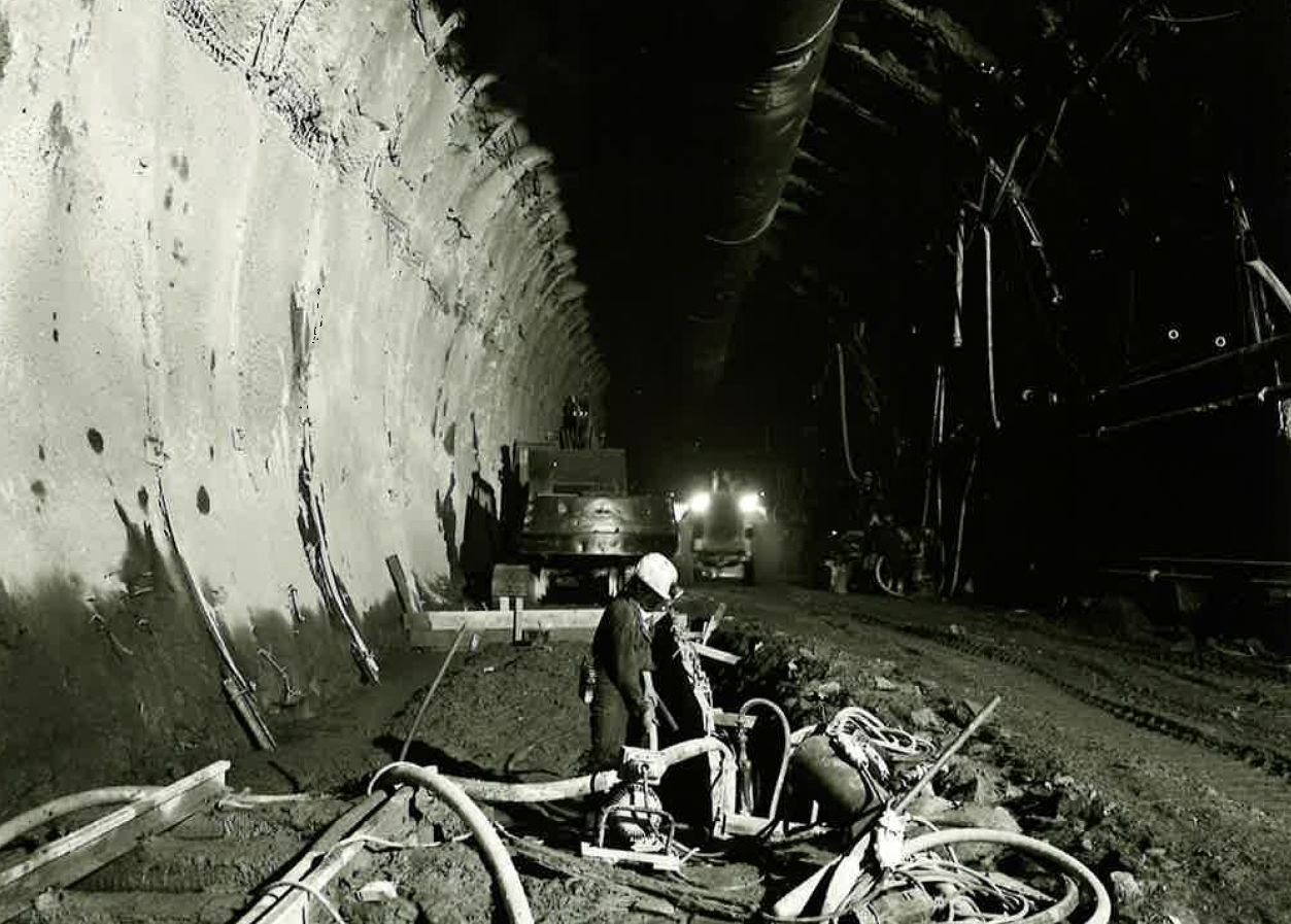 SW-Archivfoto von den Bauarbeiten des Arlbergtunnels